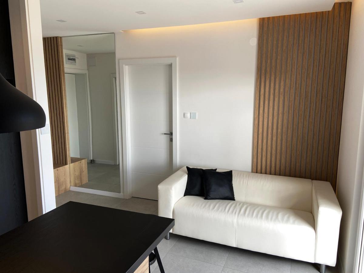 נובליה Apartments Tomislav מראה חיצוני תמונה