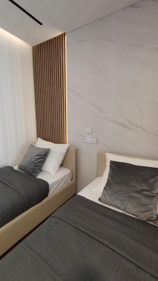 נובליה Apartments Tomislav מראה חיצוני תמונה