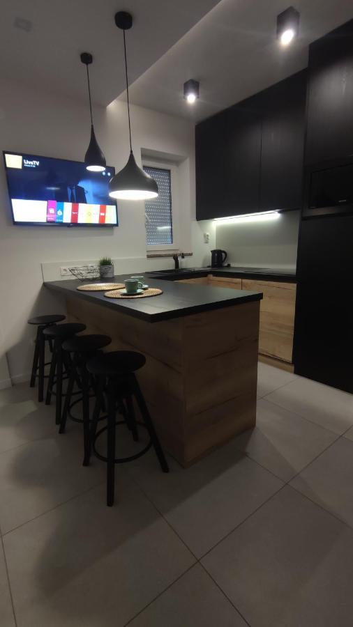 נובליה Apartments Tomislav מראה חיצוני תמונה