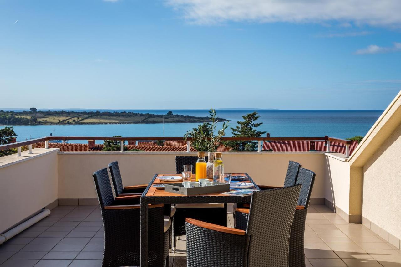 נובליה Apartments Tomislav מראה חיצוני תמונה