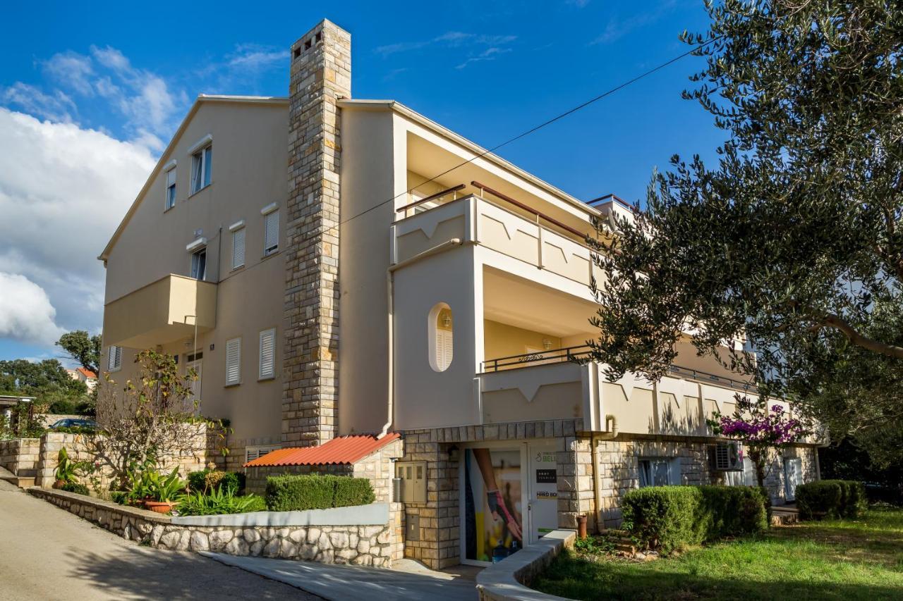 נובליה Apartments Tomislav מראה חיצוני תמונה
